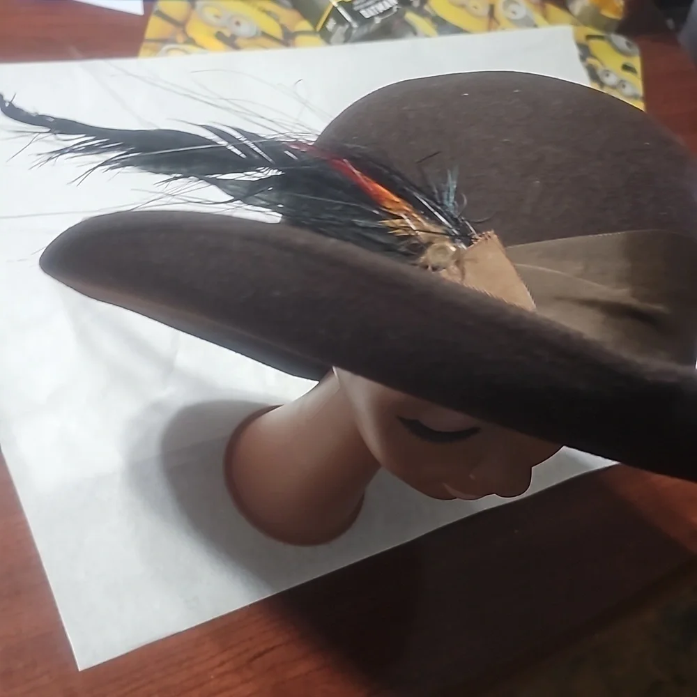 Vintage Peachfelt 100% Wool Kentucky Derby or Church Hat 👒